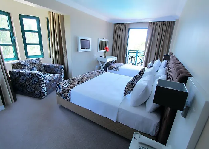 Отель Bahar Hotels (Adults Only) 3*