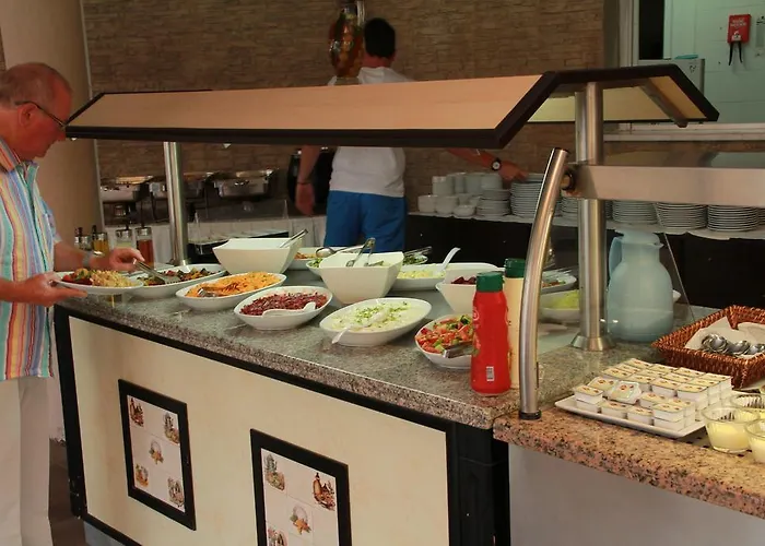 Hotel Bahar 3*